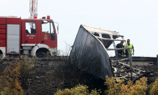 Εγνατία Οδός: Πώς έγινε η φονική καραμπόλα – Τα παιδιά και τα εγγόνια ήταν στο μπροστινό ΙΧ