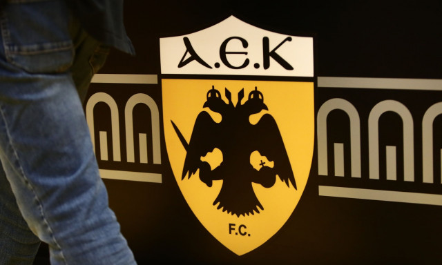 ΑΕΚ: «Να επιστραφούν τρόπαια που κατέκτησε πριν το 2014» ζητούν δέκα πρώην ποδοσφαιριστές