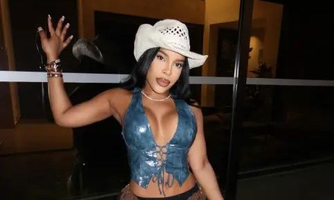 Αριέλα λα Λανγκόστα: Η γνωστή influencer βρέθηκε νεκρή στο αυτοκίνητό της