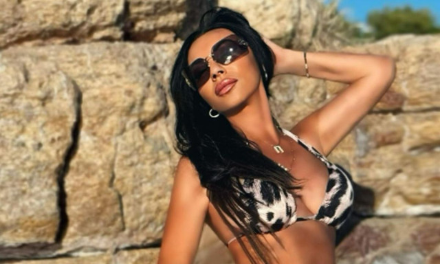 Η Πόπη Μαλλιωτάκη ποζάρει σε σέξι πόζες και «ζαλίζει» στο instagram