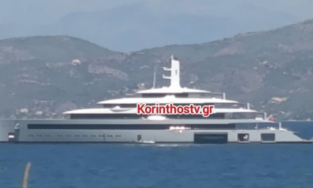 Στην Κόρινθο τα δύο mega yachts του δισεκατομμυριούχου συνιδρυτή του WhatsApp, Γιαν Κουμ