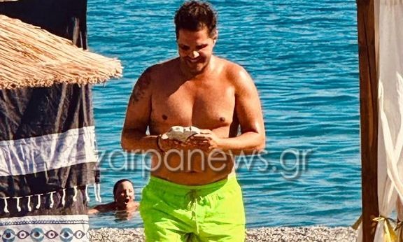 Γιώργος Τσαλίκης: Απολαμβάνει τις καλοκαιρινές του διακοπές στα Χανιά