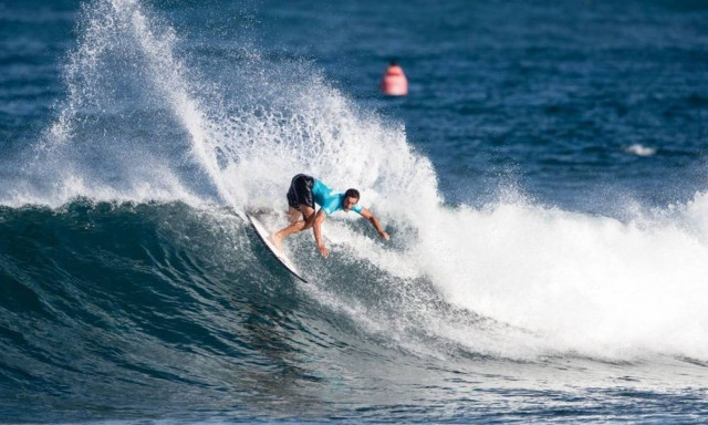 Θεσσαλονίκη: Δραματική διάσωση πατέρα και των παιδιών του από άνδρα με SUP - Συγκλονιστικό βίντεο