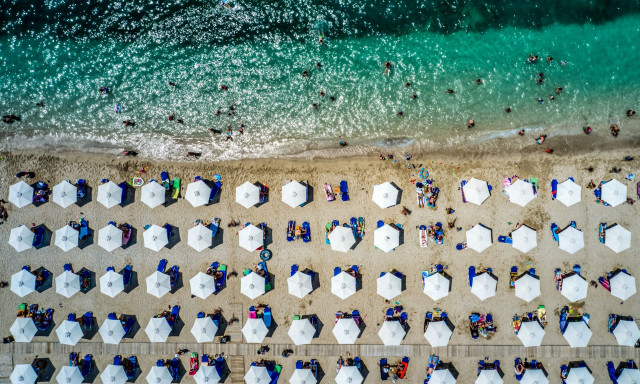 My Coast: «Βροχή» οι καταγγελίες για παρανομίες σε παραλίες - Πρωτιά για Χαλκιδική και Αττική