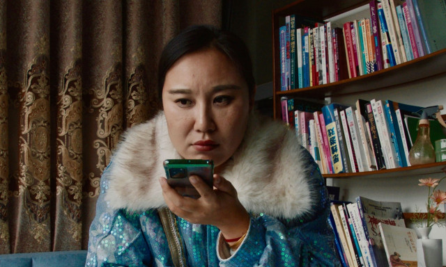 Αν ο σύζυγός σας έχει εξωσυζυγική σχέση, αυτή η γυναίκα θα σας απαλλάξει από την «ερωμένη» του