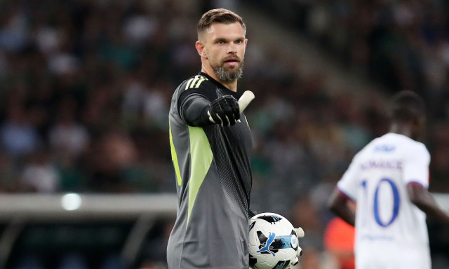 H πρόκριση στα… πόδια τους με κορυφαία τριάδα!