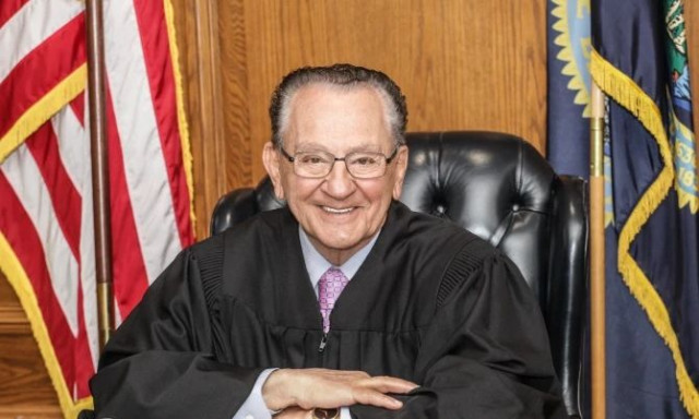 Πέθανε ο Φρανκ Κάπριο: Γνωστός ως «ο πιο ευγενικός δικαστής του κόσμου»