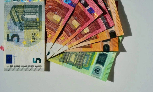 Αλλαγή στην όψη των χαρτονομισμάτων: Οι ιστορικές προσωπικότητες που θα εμφανίζονται