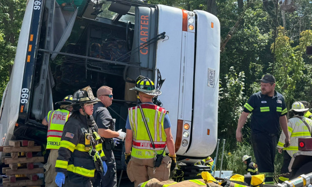 Συναγερμός στους καταρράκτες του Νιαγάρα: Νεκροί και παγιδευμένοι επιβάτες λεωφορείου