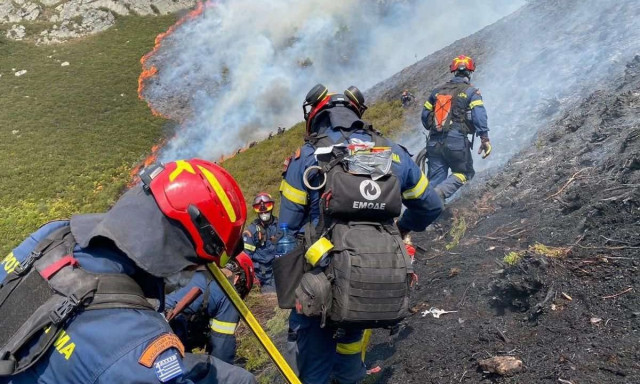Οι Έλληνες δασοκομάντος της ΕΜΟΔΕ επιχειρούν στις μεγάλες πυρκαγιές της Ισπανίας