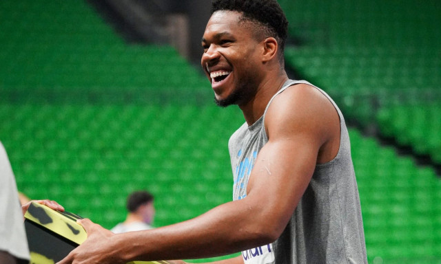 Το δώρο του Γιάννη Αντετοκούνμπο στους συμπαίκτες του στην Εθνική