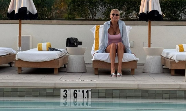 Η Φαίη Σκορδά απολαμβάνει τις καλοκαιρινές της διακοπές στο εξωτερικό