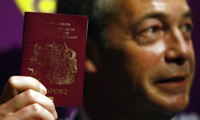 Μεταναστευτική κρίση στη Βρετανία: Σχέδια του Νάιτζελ Φάρατζ για μαζικές απελάσεις