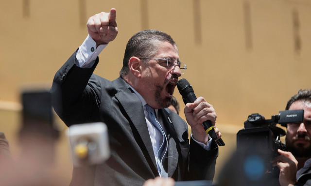 Κόστα Ρίκα: «Δικαστικό πραξικόπημα» καταγγέλει ο πρόεδρος της χώρας που κατηγορείται για διαφθορά