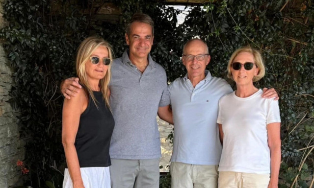 Κυριάκος Μητσοτάκης: Φιλοξένησε στην Τήνο τον πρωθυπουργό του Λουξεμβούργου - Εικόνες