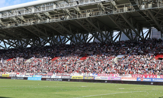 ΑΕΛ: Γιγαντοοθόνη έξω από την AEL FC Arena για το ματς με τον ΠΑΟΚ