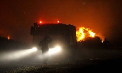 Μαίνεται η φωτιά στην Καστοριά - Ενισχύονται οι δυνάμεις