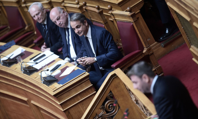 Πόλεμος ΝΔ - ΠΑΣΟΚ για το «πράσινο» πρόγραμμα των 100 ημερών