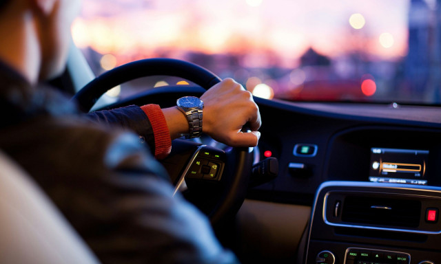 Τέλος το παραδοσιακό ραδιόφωνο στα αυτοκίνητα - Τι θα το αντικαταστήσει