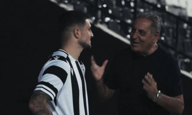 ΠΑΟΚ: Ανακοινώθηκε ο Ζαφείρης με... Ζαφείρη Μελά - Δείτε το επικό βίντεο