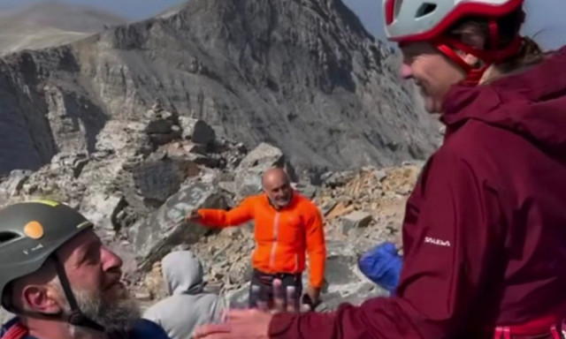 Λάρισα: Πρόταση γάμου στην κορυφή του Ολύμπου - «Το δαχτυλίδι στο σακίδιο φαινόταν να βαραίνει…»