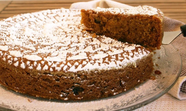 Γιορτάζει ο Άγιος Φανούριος: Οι πιστοί σπεύδουν στις εκκλησίες και... στο TikTok για τη φανουρόπιτα