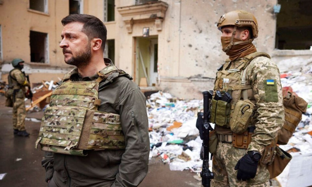 Ο Ζελένσκι ενισχύει τα στρατιωτικά μέτωπα σε Ντονέτσκ και Ζαπορίζια