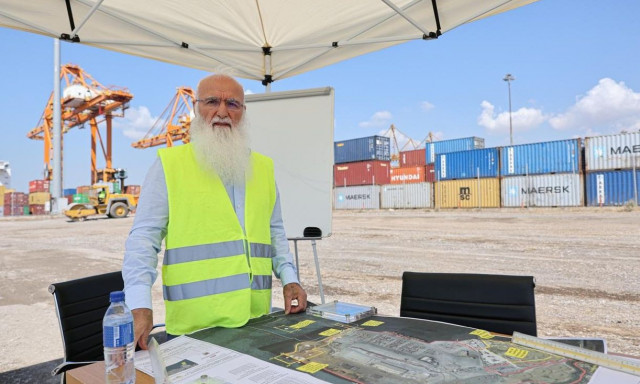 Επίσκεψη του Ιβάν Σαββίδη στις εγκαταστάσεις του ΟΛΘ