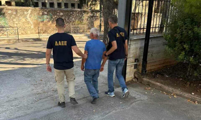 Συνελήφθη 62χρονος ποδηλάτης για τη φωτιά στην Παιανία - Προσπάθησε να κρύψει τον αναπτήρα του