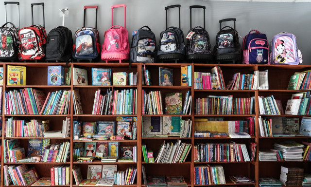 Ένωση Σούπερ Μάρκετ Ελλάδος: Στα περσινά επίπεδα οι τιμές των σχολικών ειδών