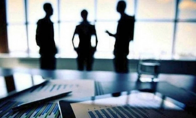 Νέο εργασιακό νομοσχέδιο: Τι αλλάζει σε άδειες, προσλήψεις και τετραήμερη εργασία