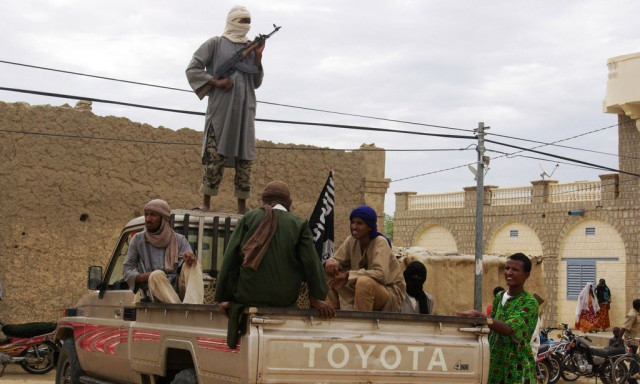 Νιγηρία: Επίθεση τζιχανστιστών σε χωριό και απαγωγή 18 γυναικών και παιδιών