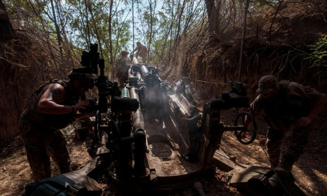 Σε εξέλιξη μεγάλη ρωσική επίθεση σε όλο το μέτωπο στην Ουκρανία - Νέες αεροπορικές επιδρομές