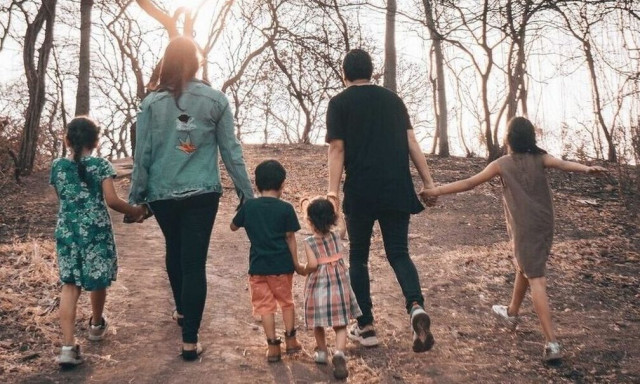 Μιχαηλίδου: H πολυτεκνική και η τριτεκνική ιδιότητα γίνεται εφ΄ όρου ζωής