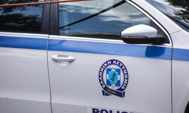 Σέρρες: Τρεις συλλήψεις για εξαπάτηση ηλικιωμένου - Του απέσπασαν μετρητά, χρυσαφικά και λίρες