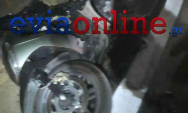 Νέα τραγωδία στην Εύβοια: 21χρονος έχασε τη ζωή του σε τροχαίο - Διασωληνωμένος ο συνεπιβάτης