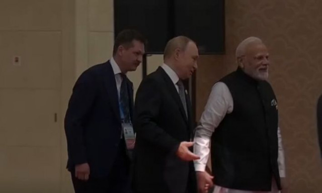 Χέρι χέρι Πούτιν - Μόντι στη Σύνοδο της Σαγκάης - To «πηγαδάκι» με τον Σι Τζινπίνγκ