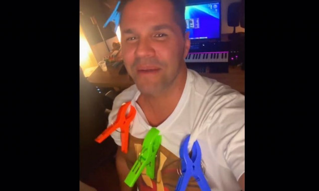 Πώς ένα τραγούδι του 1989 έγινε το hit του καλοκαιριού από τον Γιώργο Τσαλίκη