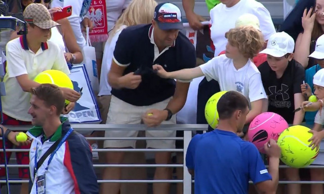 US Open: Η προκλητική απάντηση του Πολωνού CEO που άρπαξε το υπογεγραμμένο καπέλο από μικρό παιδί