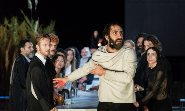 ΚΘΒΕ: Μια ακόμα παράσταση στον Λυκαβηττό για το «ζ-η-θ, ο Ξένος»