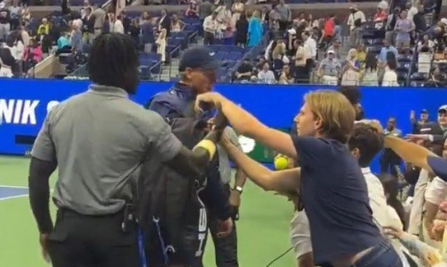 US Open: Φίλαθλος προσπάθησε να κλέψει την τσάντα του Σίνερ - Βίντεο