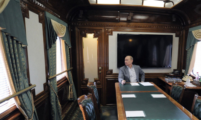 Δεν έχει μόνο ο Κιμ - Μέσα στο πολυτελές τρένο του Πούτιν στρωμένο με χαλιά, χαμάμ και γυμναστήριο