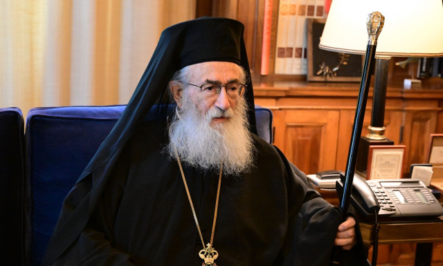 Μονή Αγίας Αικατερίνης Σινά: Το Πατριαρχείο Ιεροσολύμων καλεί τον Αρχιεπίσκοπο Δαμιανό για εξηγήσεις