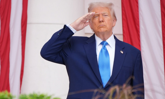 Η πρώτη αντίδραση Τραμπ για την μεγαλειώδη παρέλαση στο Πεκίνο και το μήνυμα στον Πούτιν