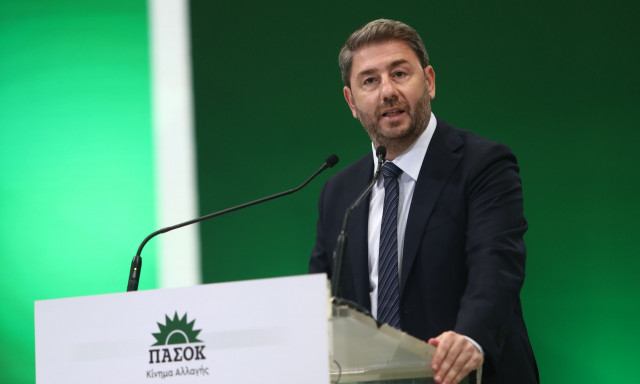 Απόλυτη προτεραιότητα του ΠΑΣΟΚ το δημογραφικό - Η πολιτική πρόταση που παρουσίασε ο Ανδρουλάκης