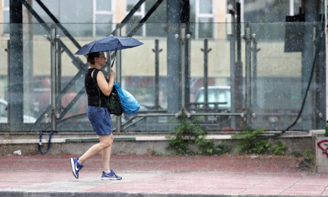 Καιρός: Εναλλαγή δύο εποχών την Πέμπτη - Σε ποιες περιοχές αναμένονται καταιγίδες το επόμενο 24ωρο