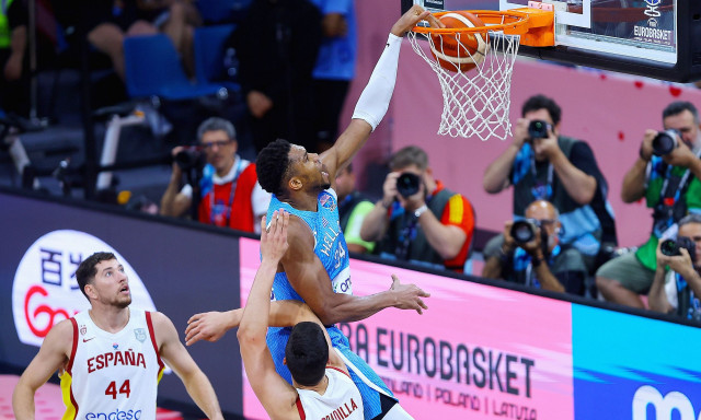 Eurobasket 2025, Ισπανία - Ελλάδα 86-90: Εθνική για μετάλλιο, απέκλεισε τους Ίβηρες με Γιάνναρο!