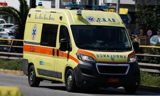 Σοβαρό τροχαίο στο Ηράκλειο: Τρακάρισμα αγροτικού με van