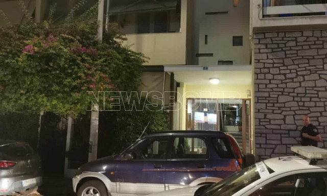 Πατήσια: Κατά των γιατρών η γυναίκα που βρέθηκε νεκρή με το νεογέννητο μωρό της