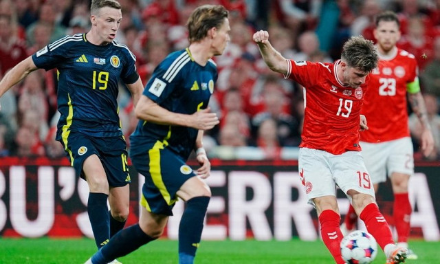 Προκριματικά Παγκοσμίου Κυπέλλου: Όλα μηδέν στην Κοπεγχάγη, πήρε «κεφάλι» η Ελλάδα!